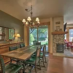 Mammoth Lakes Vacation Rental With Community Hot Tub
